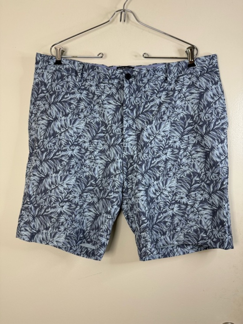 Peter Millar blue leaf print golf shorts 38